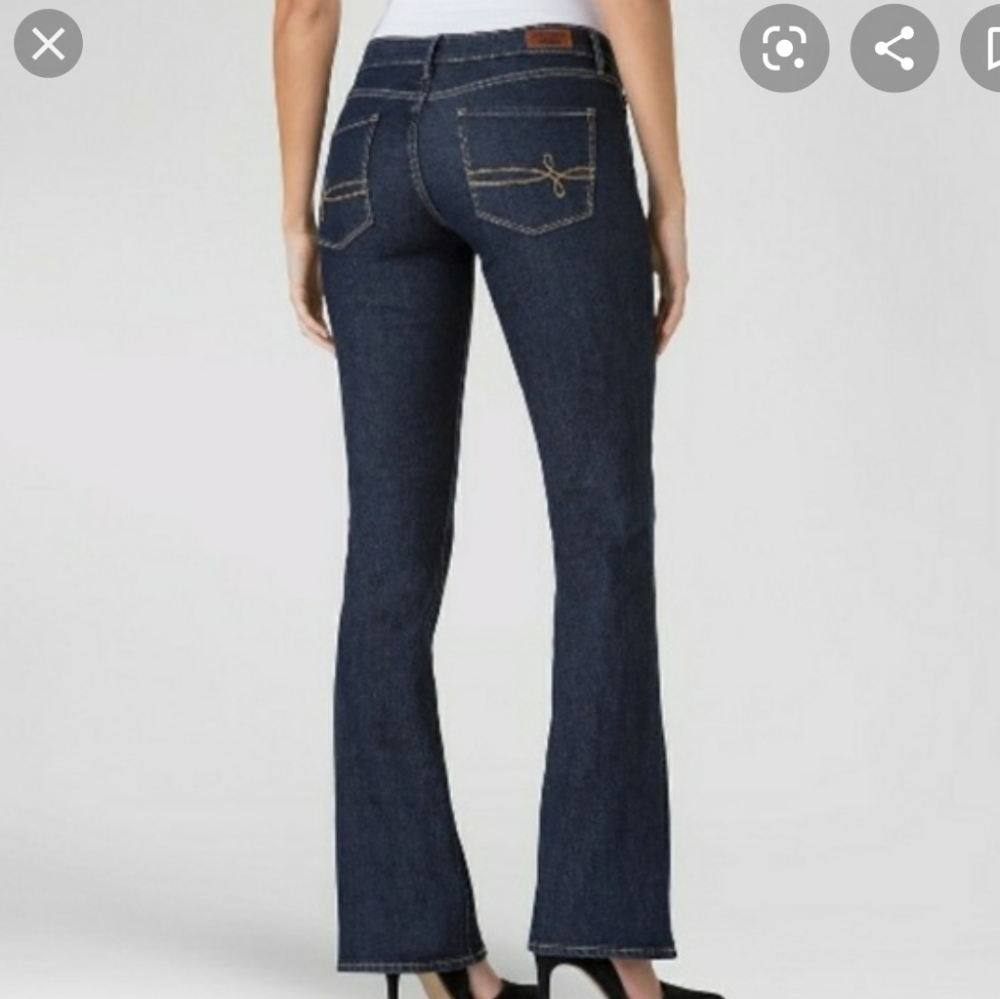 NWOT DENIZEN® from Levi's® Women's Mid-Rise Bootcu - Picture 2 of 8
